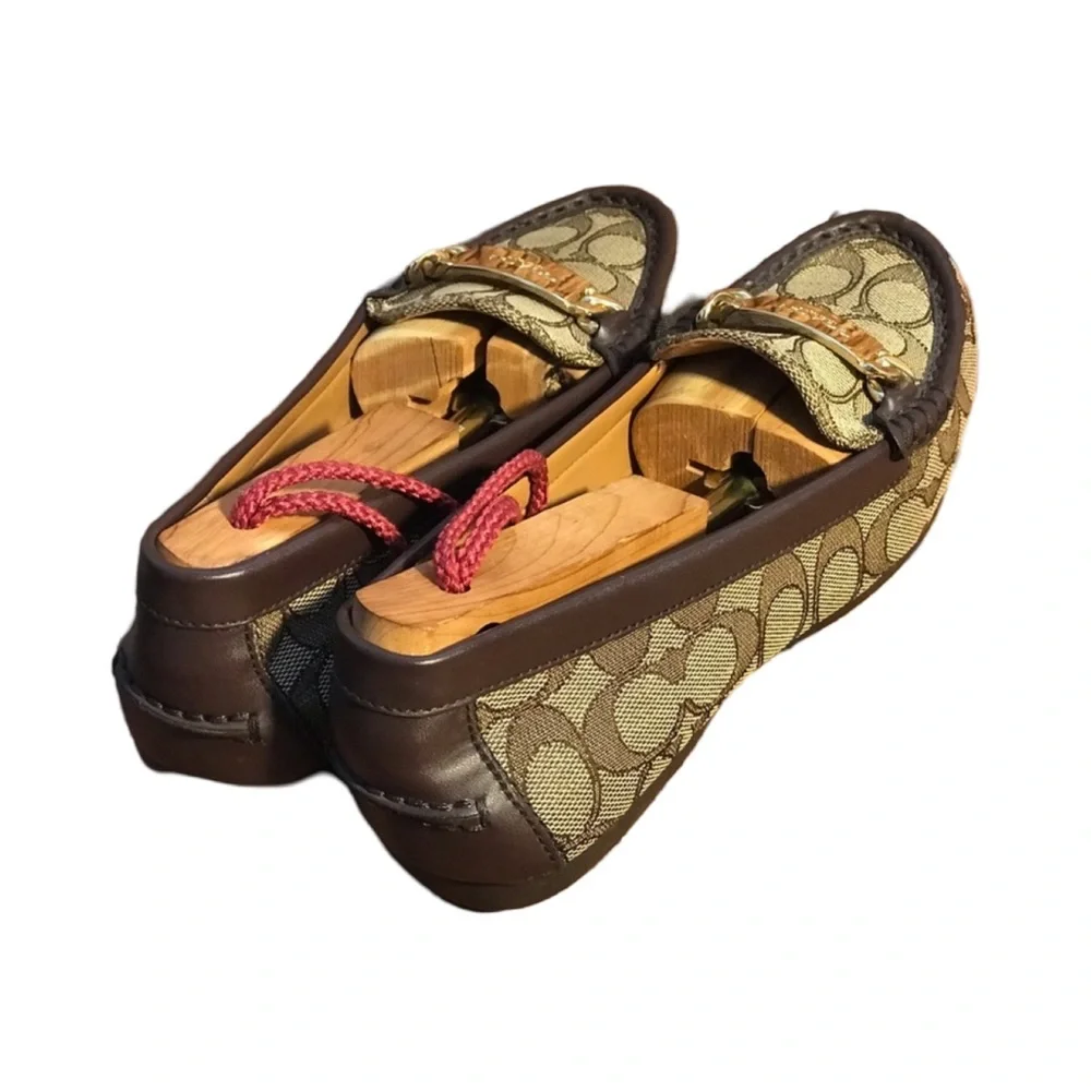 Coach Flats - Picture 1 of 9